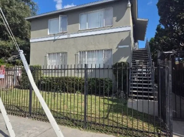 7906 S San Pedro St APT 3, Los Angeles, CA 90003