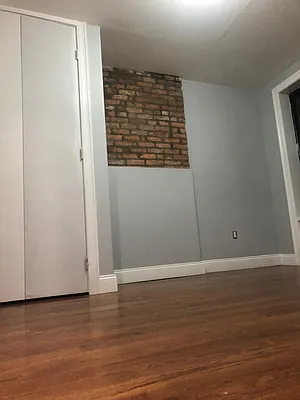 Rented by Elite NY Holdings | media 20