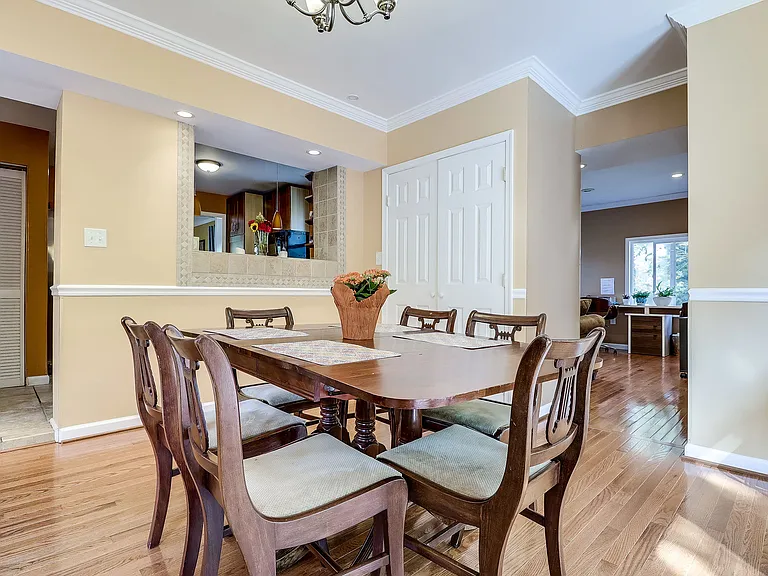 8113 Carlyle Pl — Photo 18