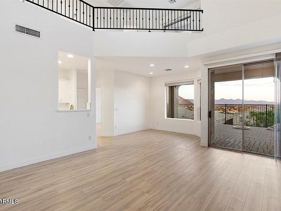 5th image of 12641 N 18TH Place