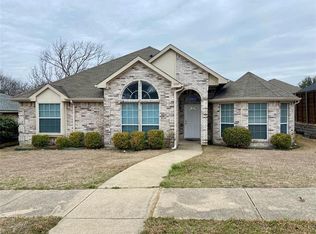 1265 Cedarcrest Dr, Mesquite, TX 75149