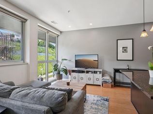 1902 N Commerce St #306, Milwaukee, WI 53212