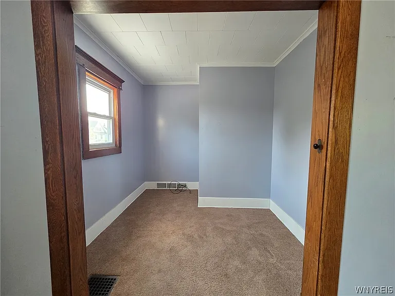 94 Parkwood Ave #2 — Photo 7