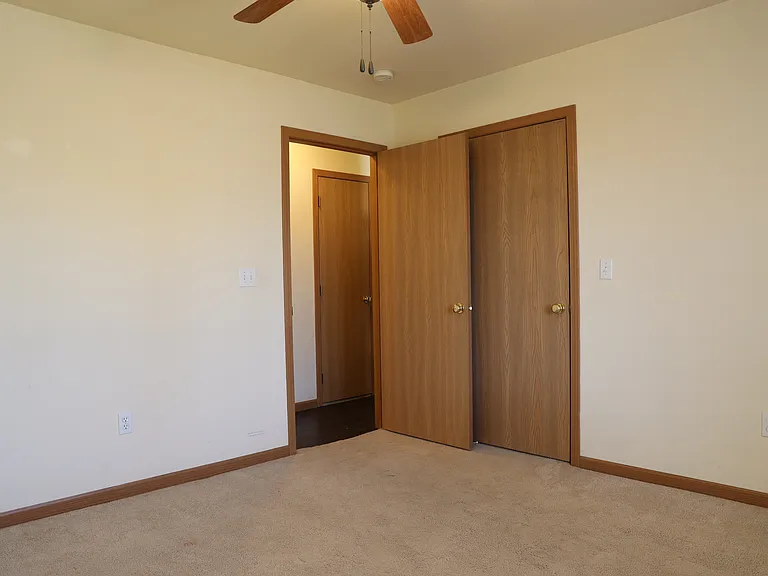 22635 Hollow Oak Ln #A — Photo 15
