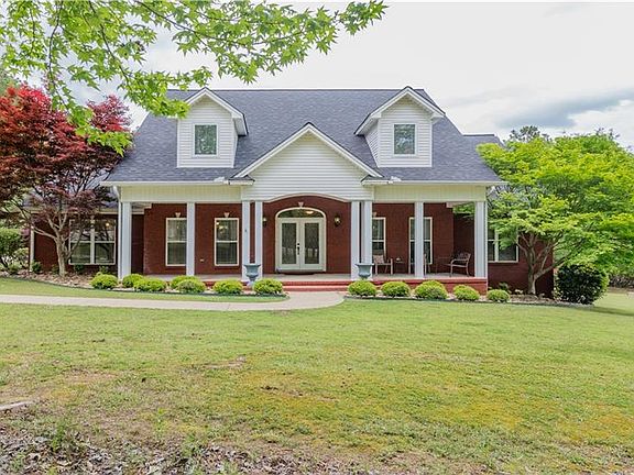 2nd image of 113 Asbury Dr
