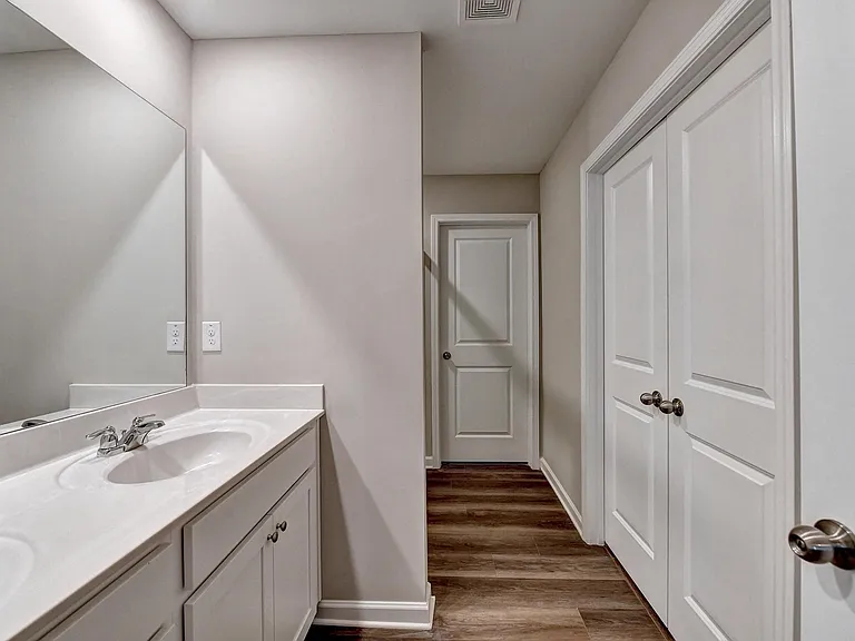 192 Golden Eagle Pkwy — Photo 25