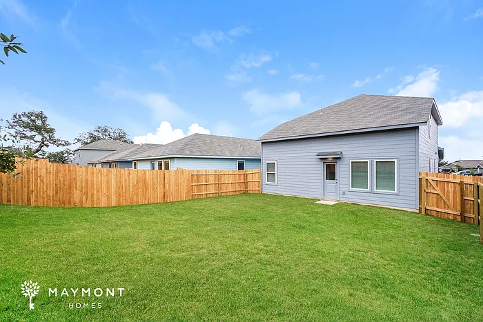 14903 Warwick Shr — Photo 16