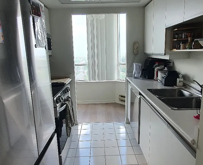 550 Webb Dr — Photo 6