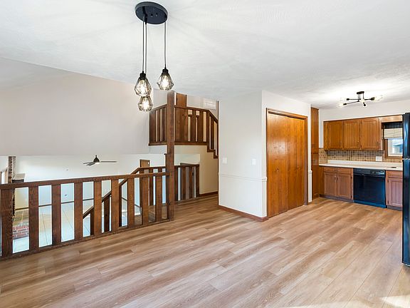 4th image of 4536 S Crescent Ave