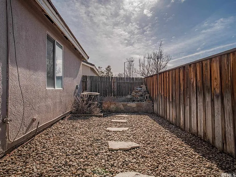 1640 Rocky Cove Ln — Photo 22