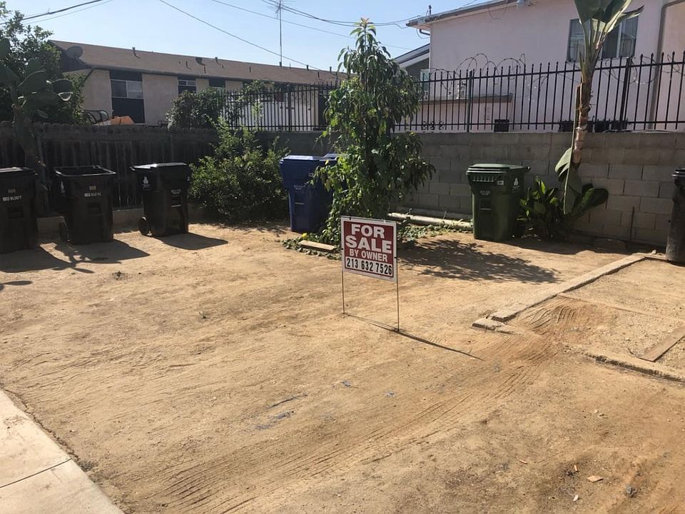 2nd image of 224 E 24th St
