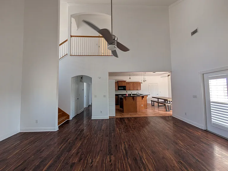 7436 Islander Ln — Photo 4