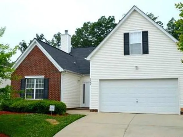 2033 White Cedar Ln, Waxhaw, NC 28173