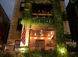 6957 N Sheridan Rd APT 1, Chicago, IL 60626