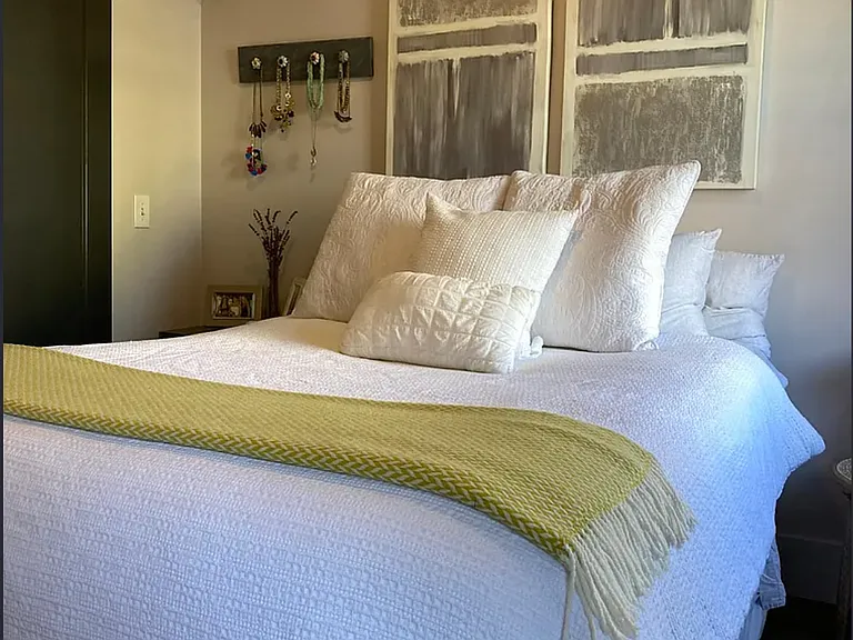 284 Princeton St #2 — Photo 7