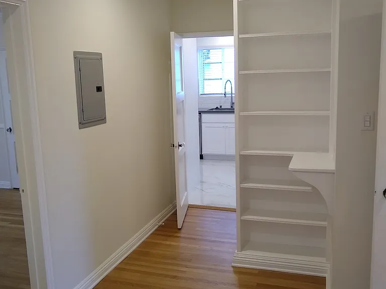 1228 S Longwood Ave #1228 — Photo 60