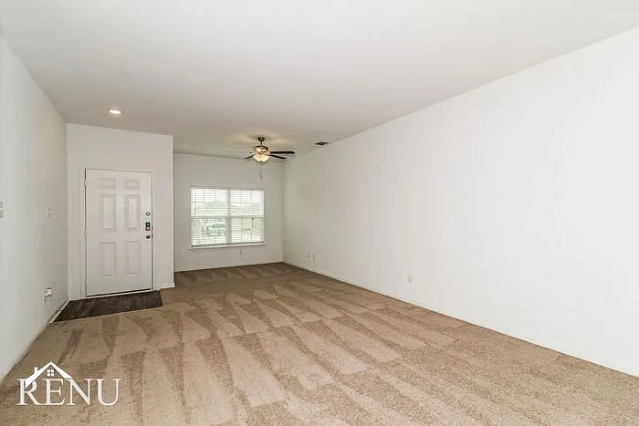 217 Wincanton Ln — Photo 7