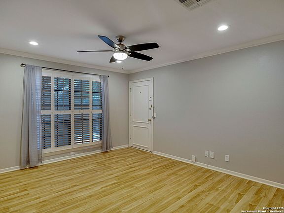 5th image of 7926 BROADWAY #608