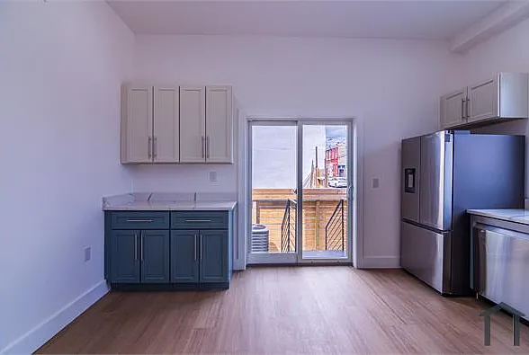 137 E Cumberland St #1 — Photo 16