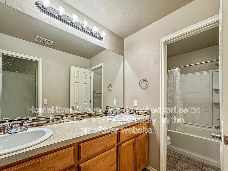 19221 Blanco Dr — Photo 13