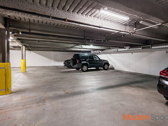 5th image of 25 -87 37th Street 2e #2E