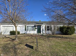 1011 N Michigan St, Greenfield, IN 46140