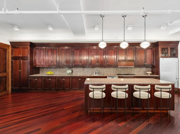 652 Broadway image 6 of 15