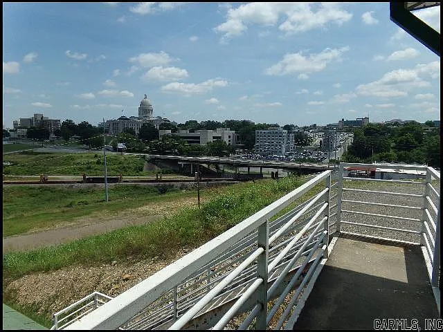105 S Battery St #B — Photo 15