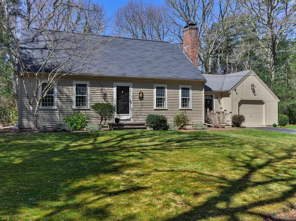96 Holly Hill Road, Centerville, MA 02632