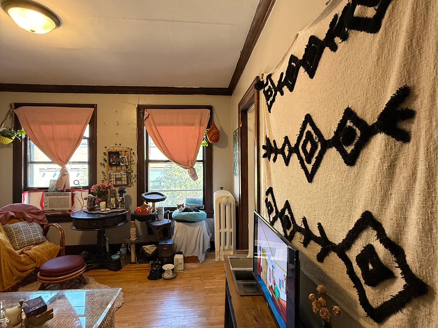1 bed, $1,049 — Photo 2