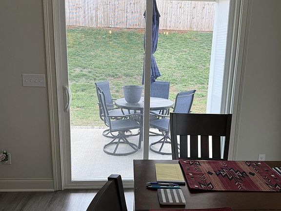 3rd image of 155 River Park Ln