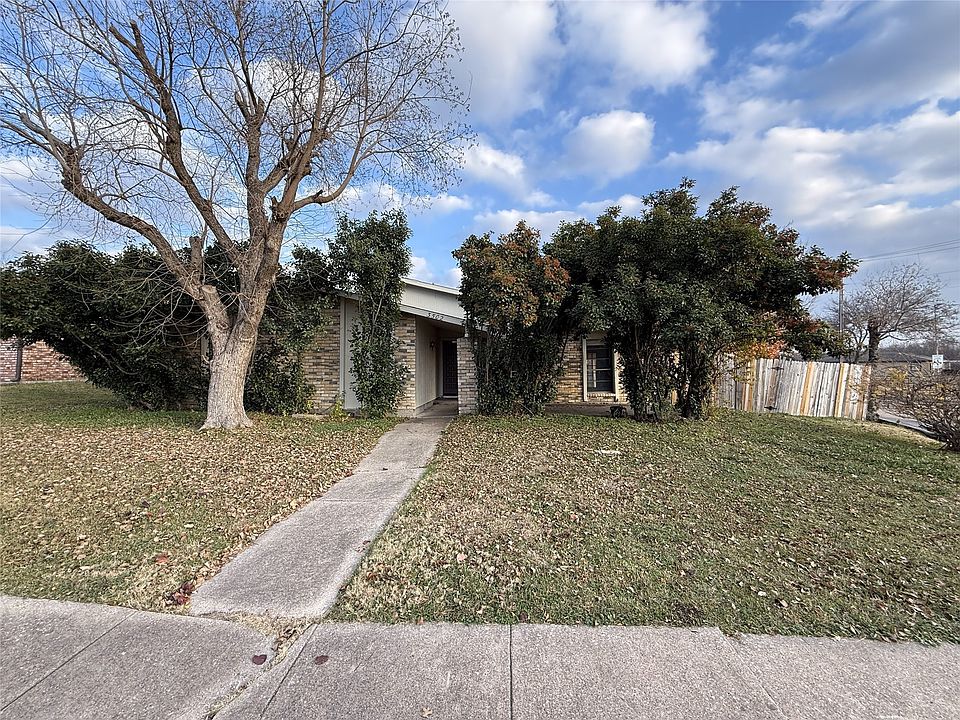 1st image of 3502 Clover Meadow Dr