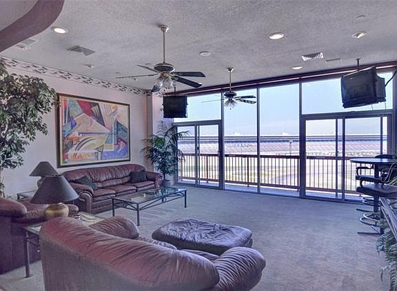 5th image of 3575 Lone Star Cir Suite 516