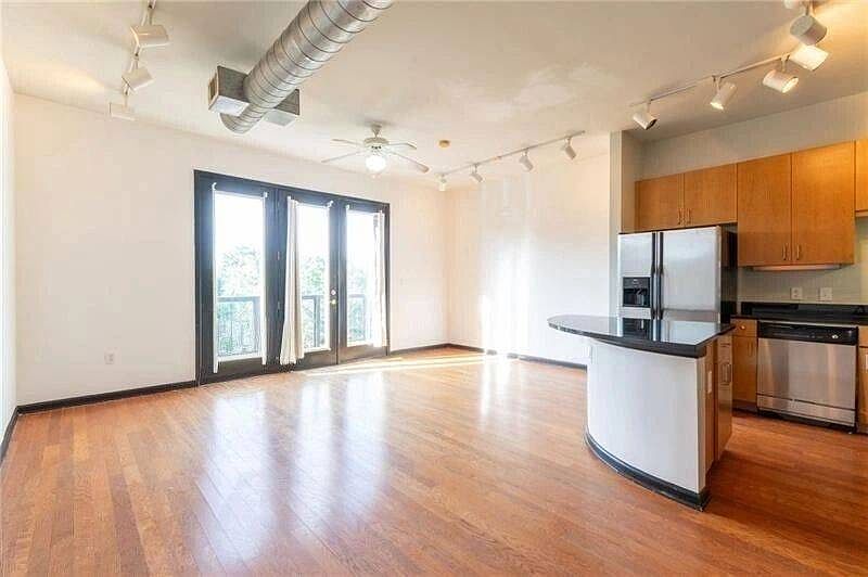 1st image of 5300 Peachtree Rd Unit 4513