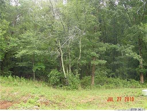 1st image of 122 Meadows Ct