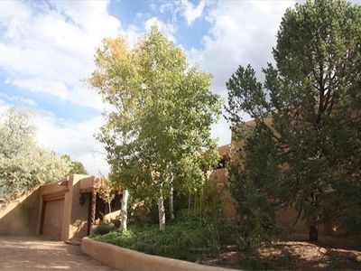1041 Governor Dempsey Dr, Santa Fe, NM, 87501
