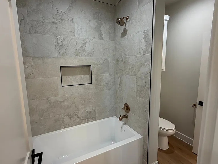 7802 Enderby Ln — Photo 17