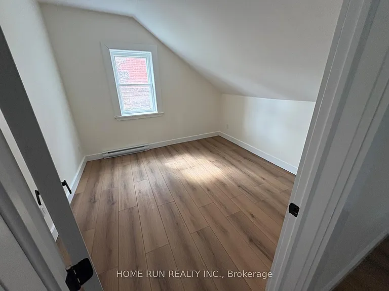 47 A Madawaska St — Photo 17