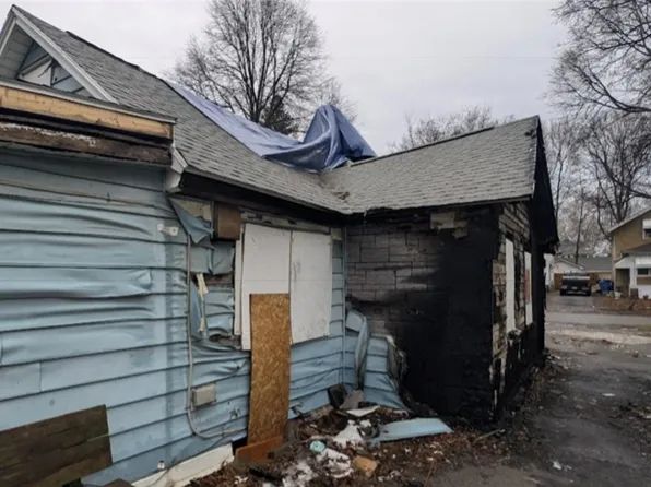 393 Cottage St, Rochester, NY 14611