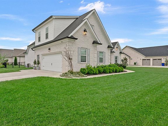 3rd image of 8734 Creekstone Ln
