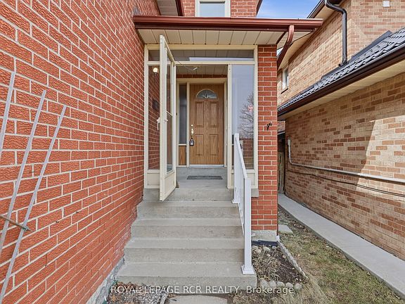 3rd image of 1503 Maple Ridge Dr