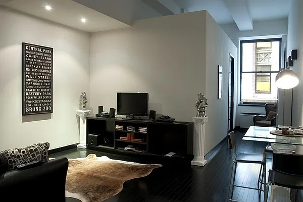 Rented by Keller Williams NYC | media 30