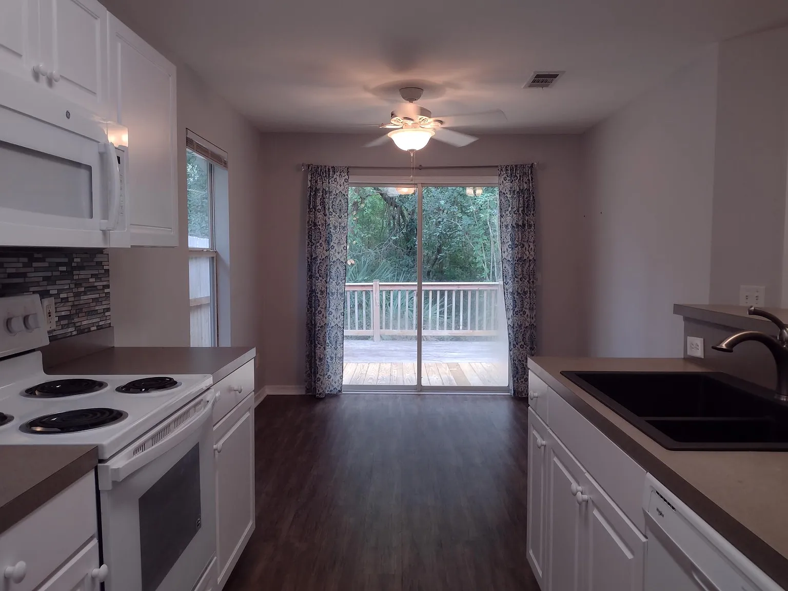 325 Apple Dr — Photo 4