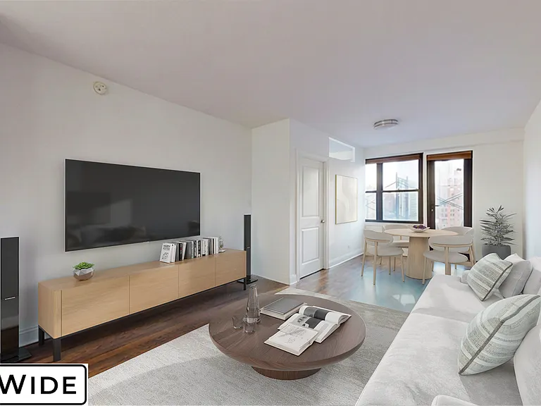 240 E 82nd St #3D — Photo 2