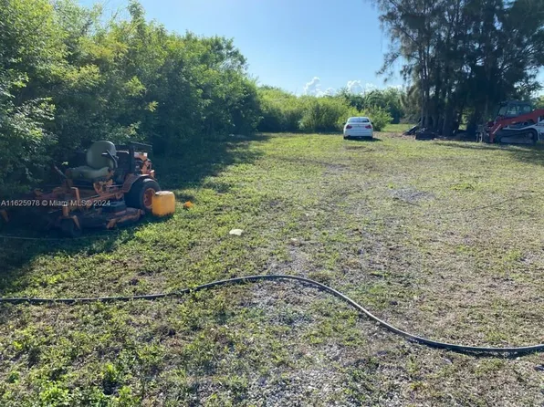 157 SW 208th Ave, Miami, FL 33187