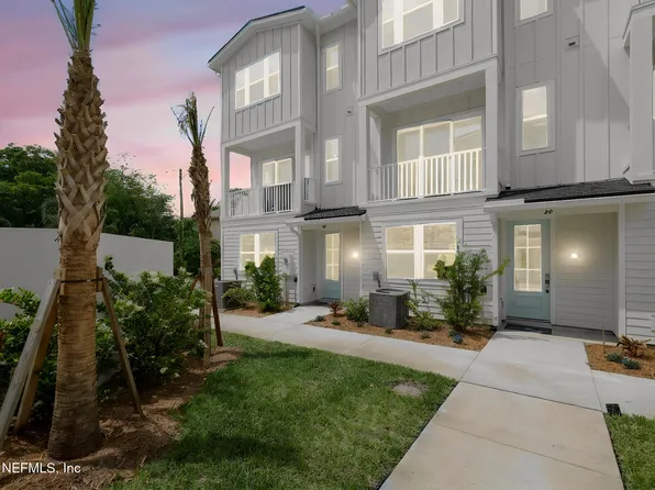 22 N BEACH Way, Jacksonville Beach, FL 32250