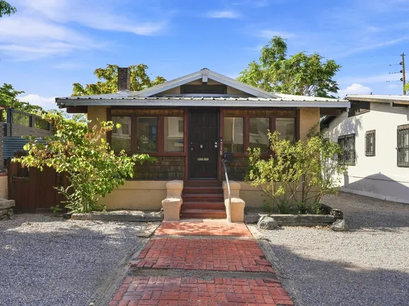 718 Coal Ave SW, Albuquerque, NM 87102