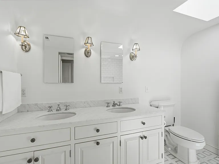 Tranquil Primary Bathroom