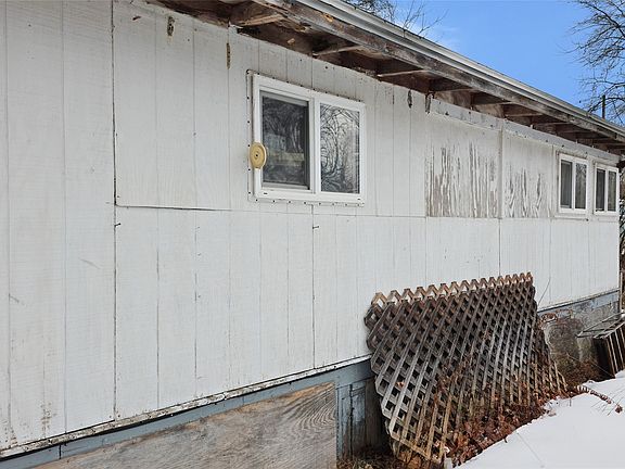 2nd image of 159 Laurel Rd