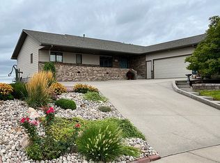 3045 Monument Shadows, Gering, NE 69341
